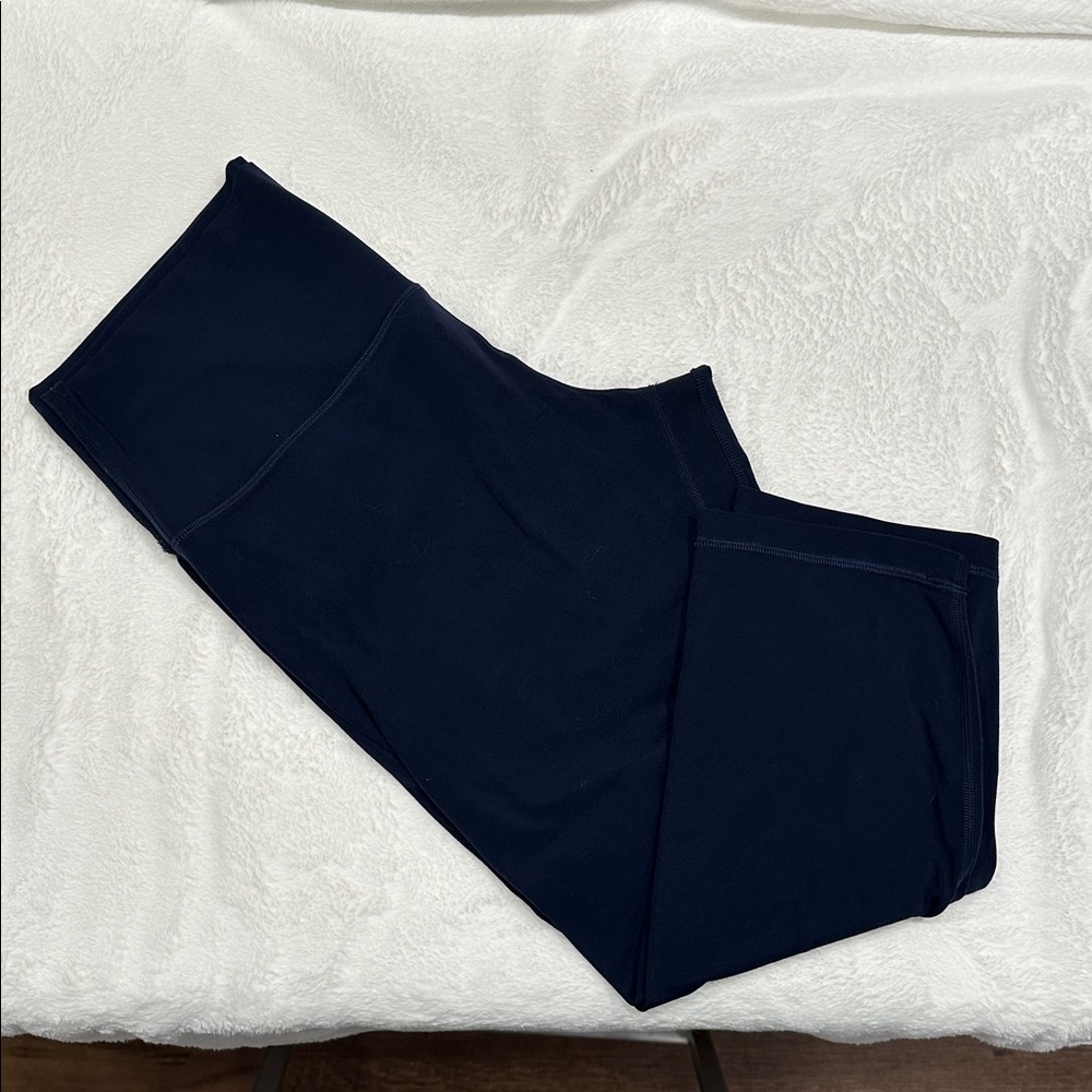 Lululemon Align 20” Cropped navy blue High Rise Leggings Women’s size 12